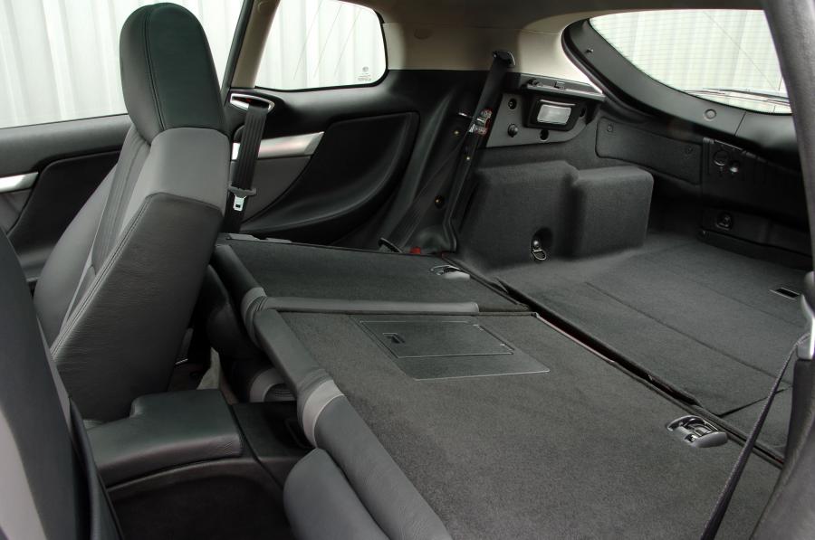 Интерьер Alfa Romeo Brera (939D) 2006 года  (UK) (фото 15 из 52)